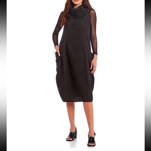 textured woven side pocket balloon stand collar sleeveless waistless midi dress